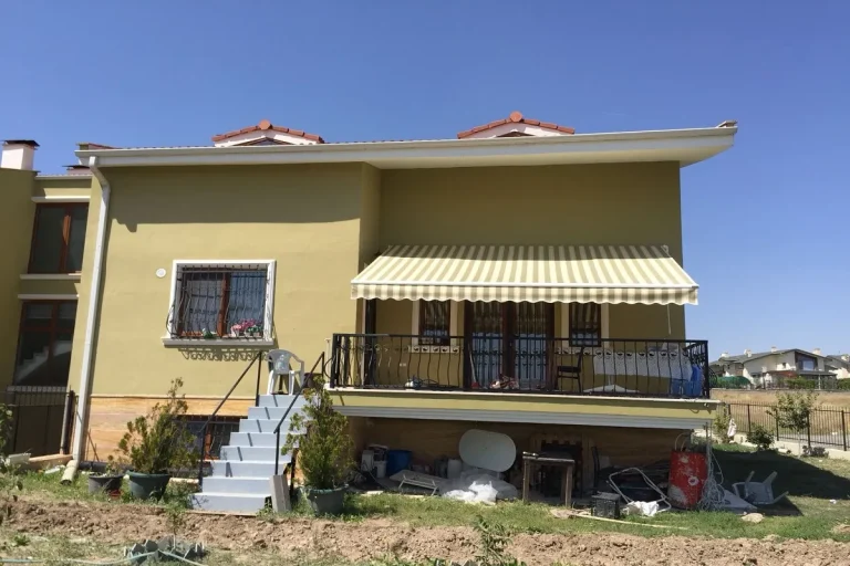 Mafsallı Tente Bakımı Nasıl Yapılır? Ömrünü Uzatacak 5 Altın Kural